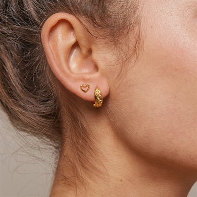 Enamel Copenhagen Studs Organic Heart - Shop Online Her